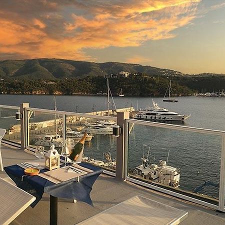 Hotel Belmare Porto Azzurro Exteriör bild