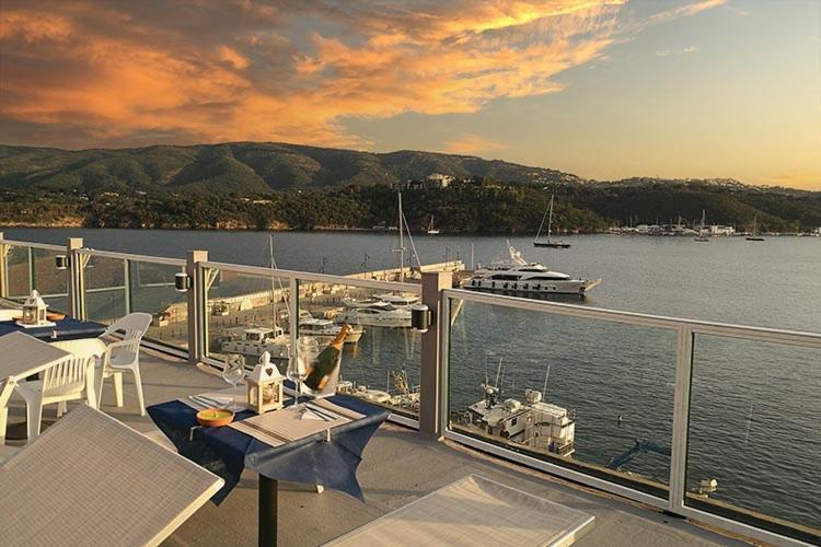 Hotel Belmare Porto Azzurro Exteriör bild