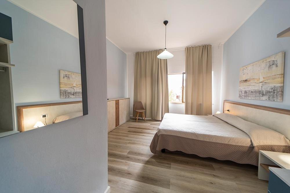 Hotel Belmare Porto Azzurro Exteriör bild