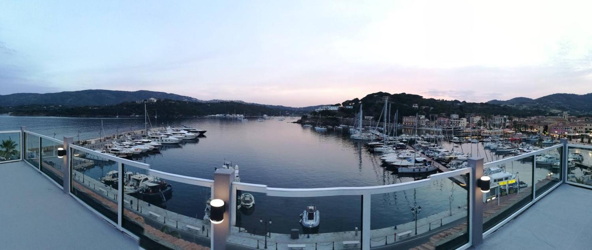 Hotel Belmare Porto Azzurro Exteriör bild
