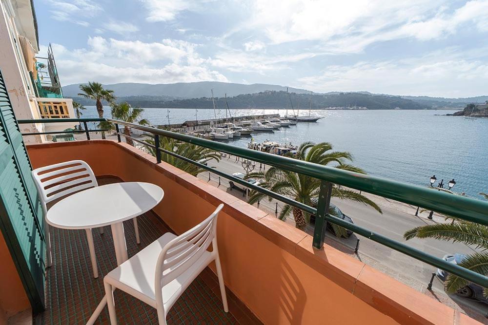 Hotel Belmare Porto Azzurro Exteriör bild